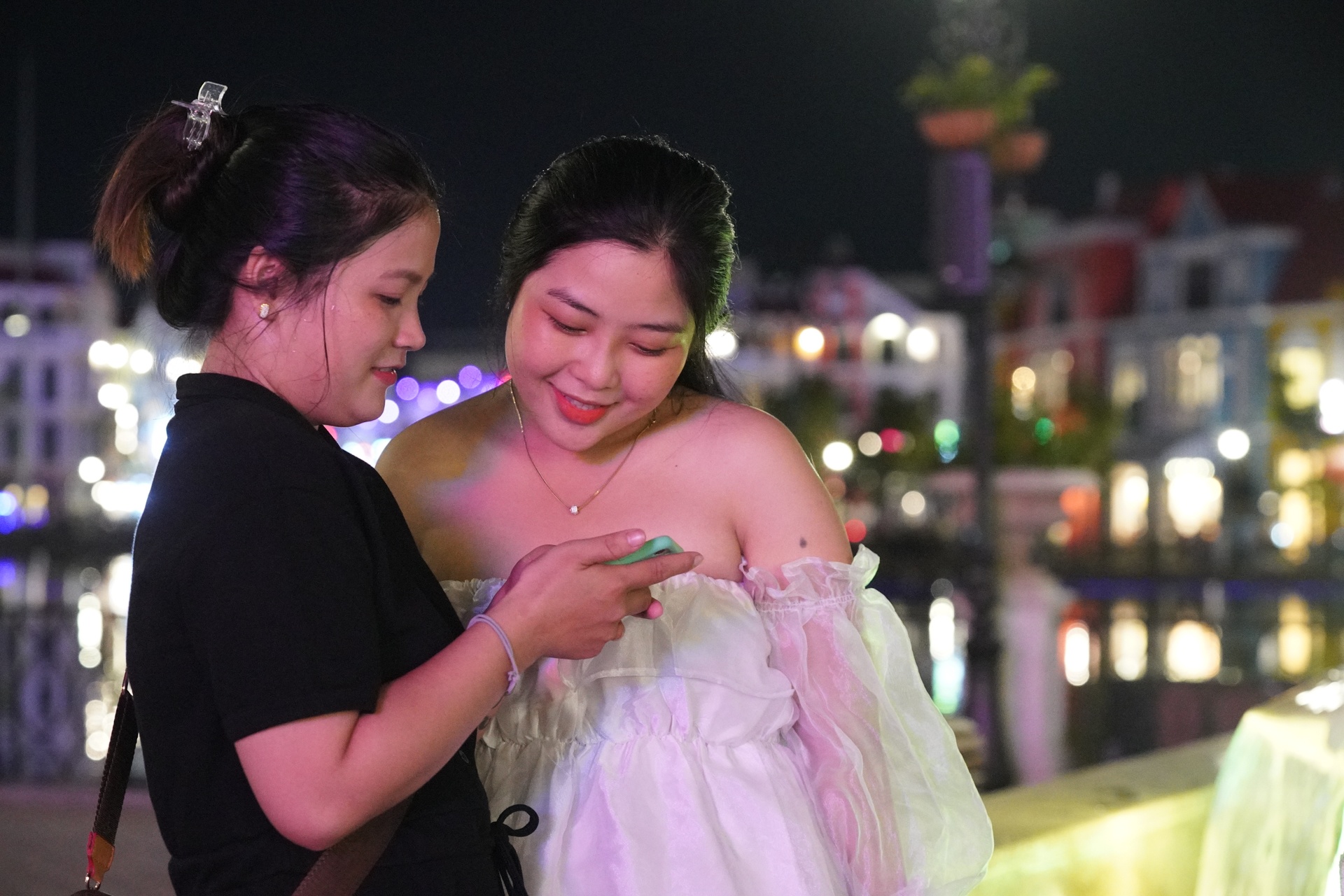 khu phố đêm Phú Quốc ảnh 4 khu pho dem Phu Quoc anh 4