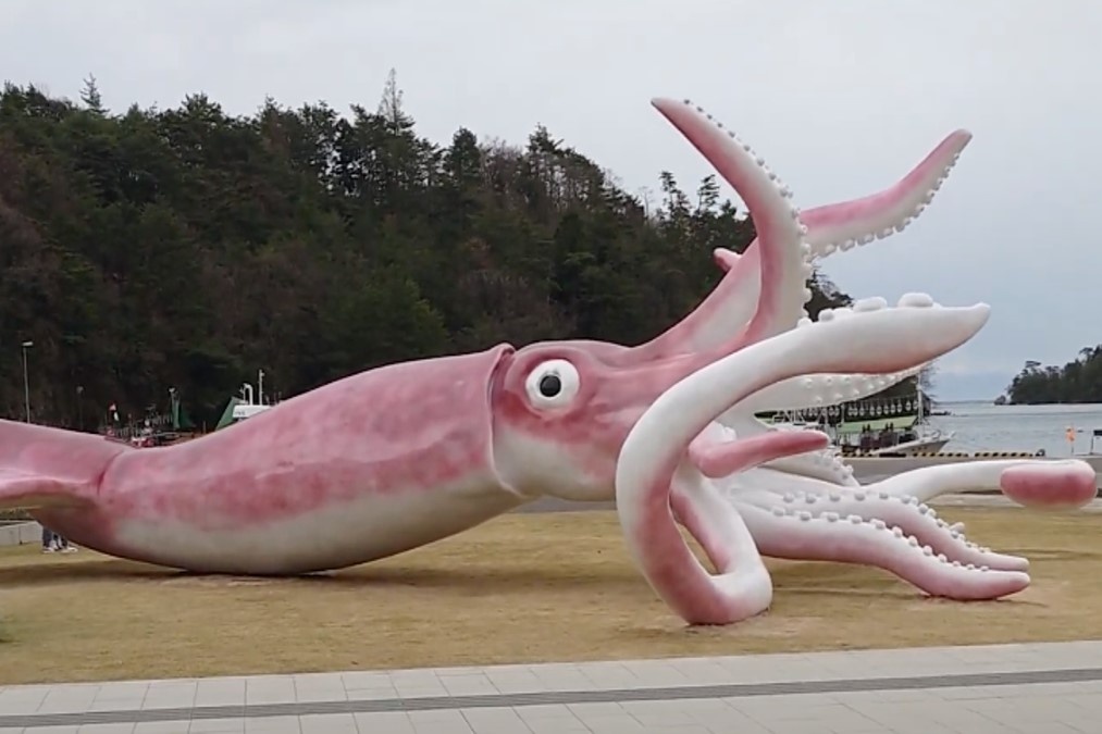 Thi tran o Nhat dung tien cuu tro Covid-19 xay tuong con muc hinh anh