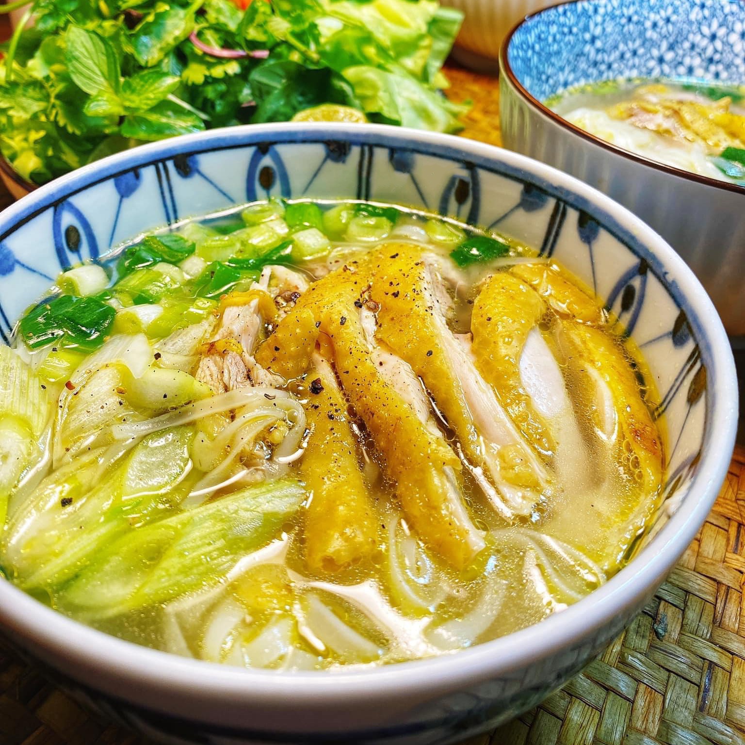 bua sang mua dich anh 1