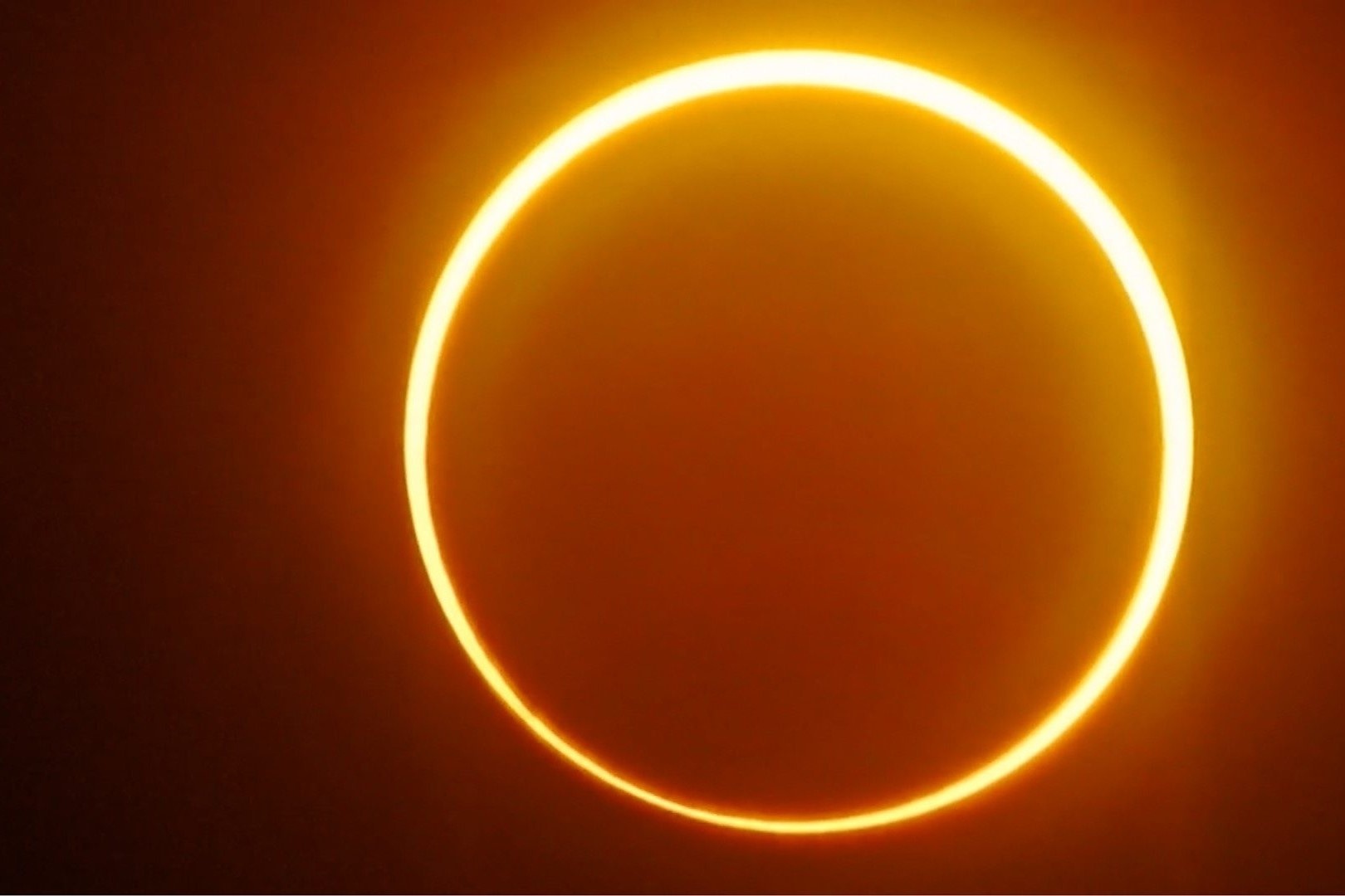 Chiem nguong nhat thuc 'vong lua' hinh anh