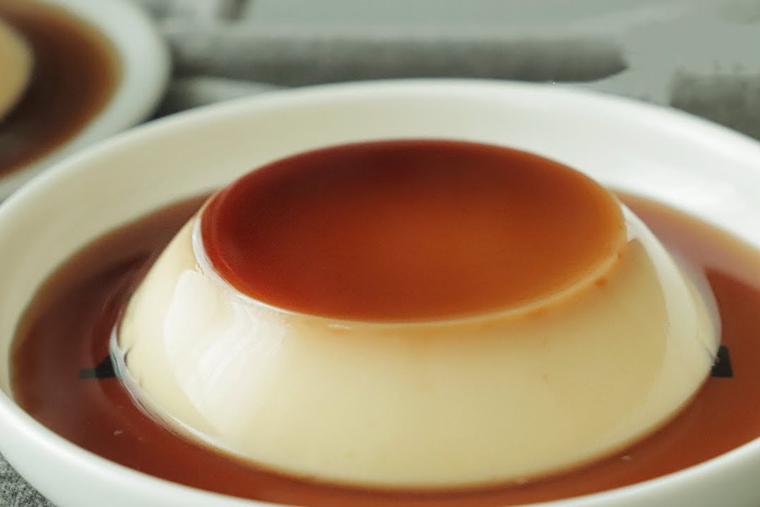 Tuyet chieu lam banh flan khong can hap hay nuong hinh anh