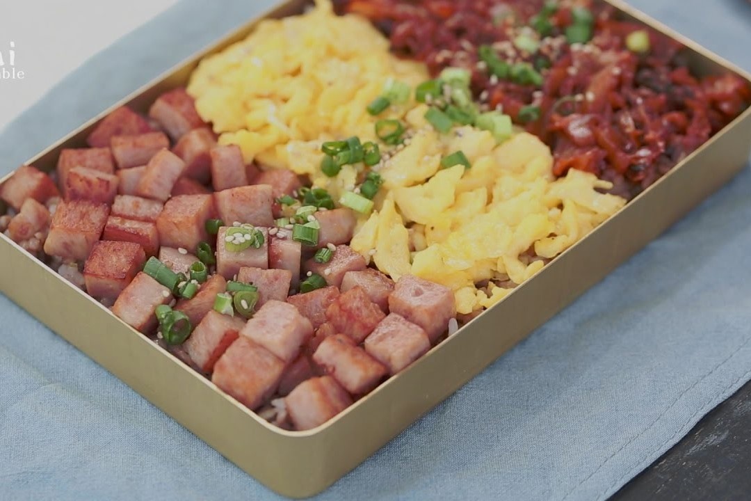 Thu lam hop com trua kieu Han la mieng hinh anh