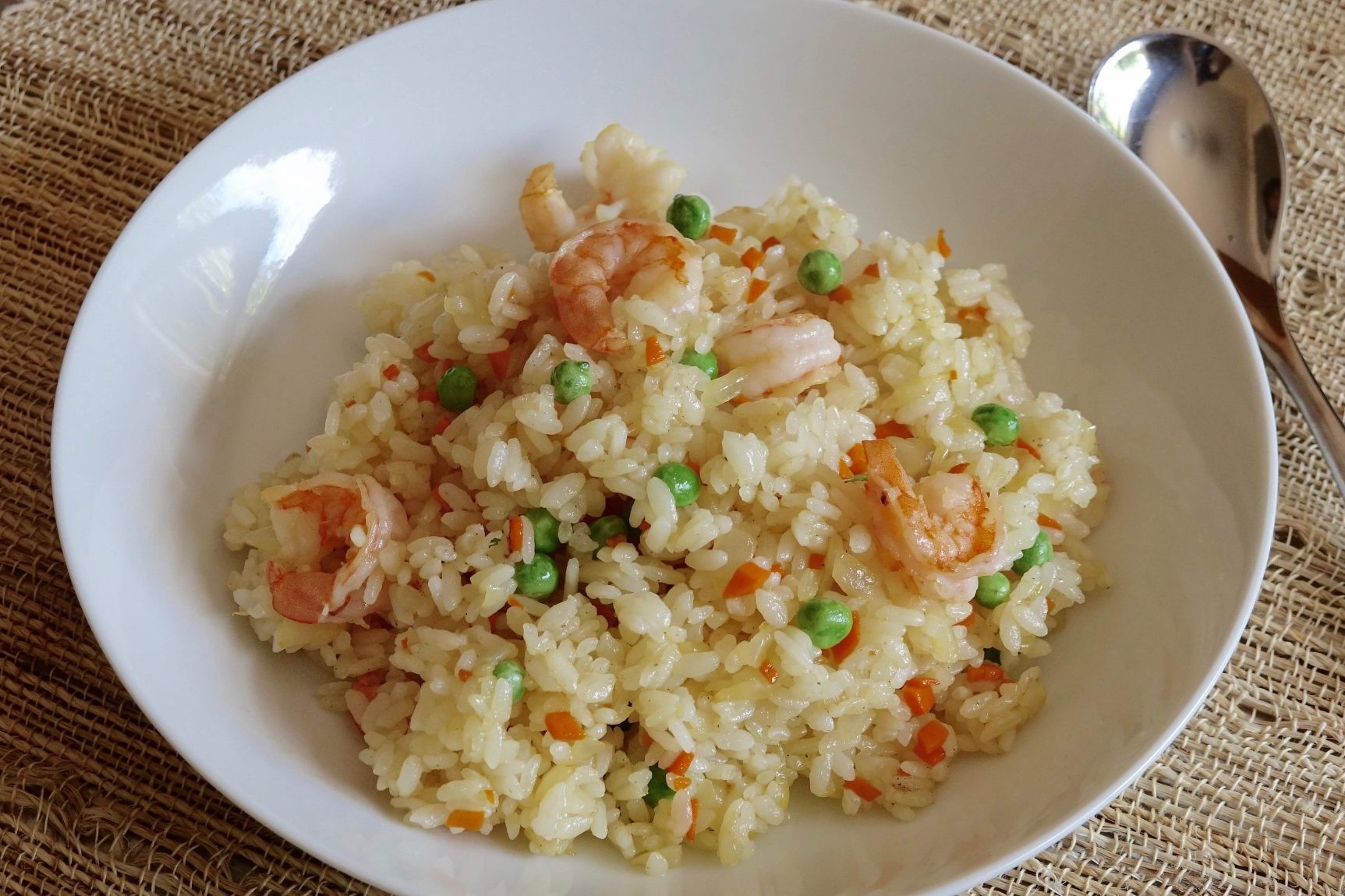 Cach lam com rang tom bo kieu Nhat hinh anh