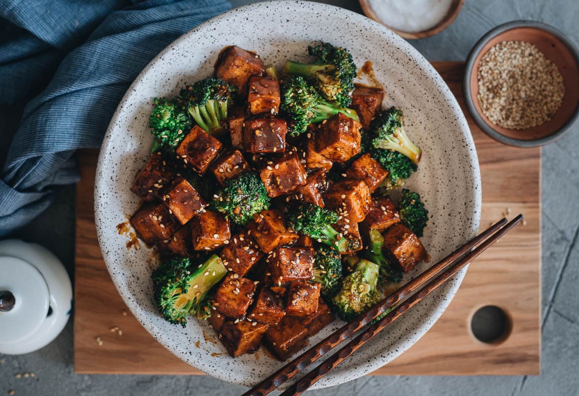 Bua trua thanh dam voi dau hu xao sup lo hinh anh