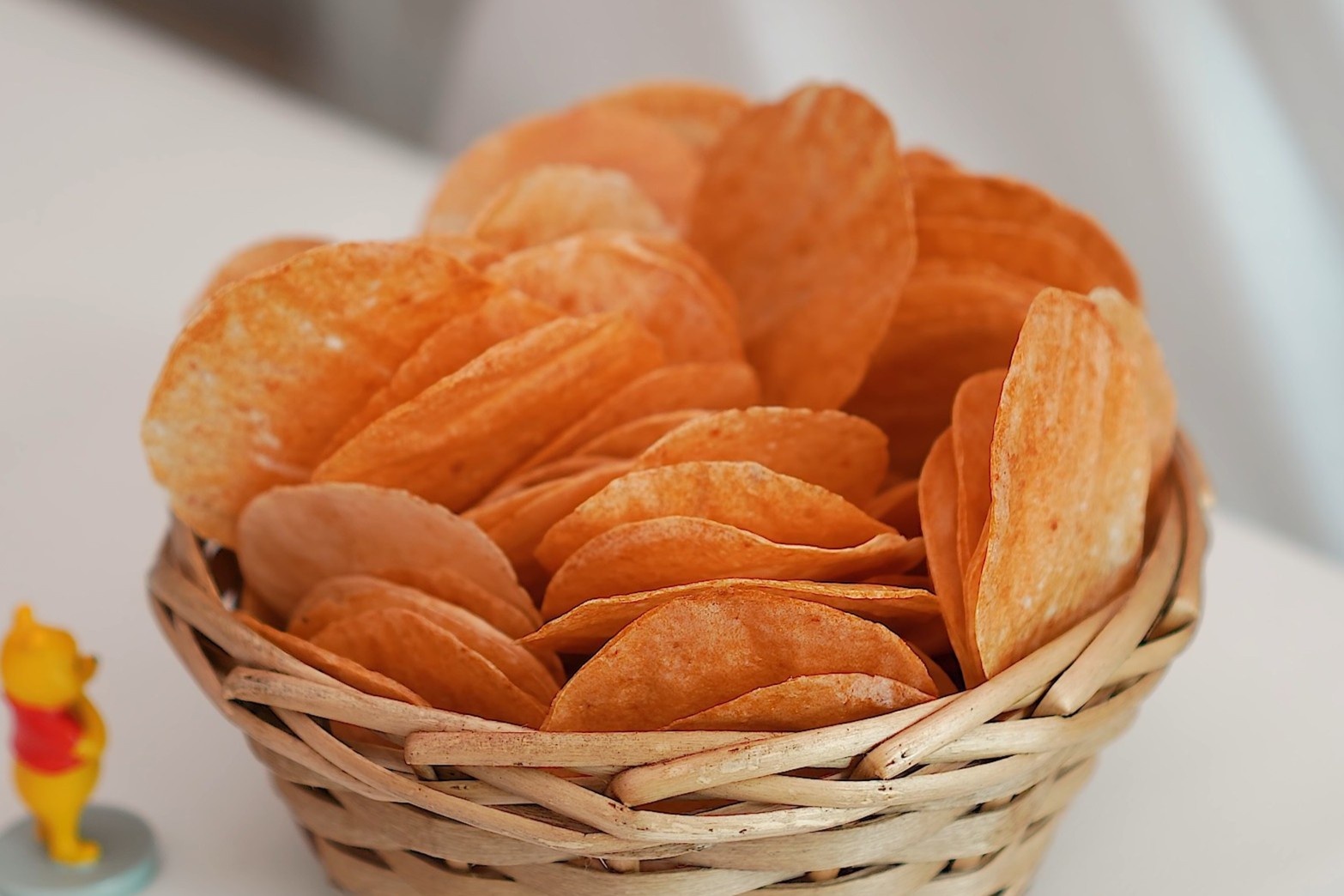 Tu lam banh phong tom khong chien tai nha hinh anh