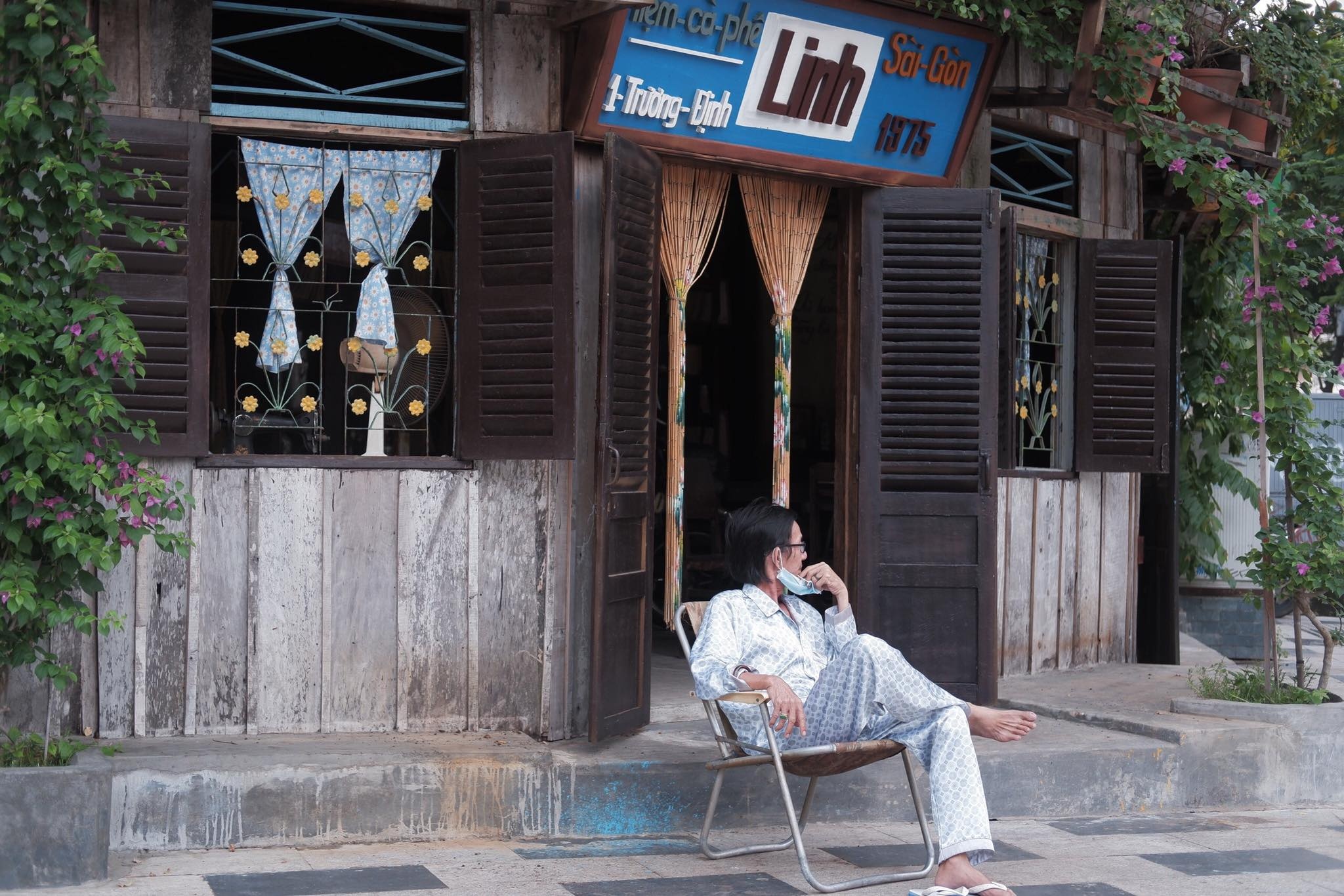 quan ca phe moi mo anh 6