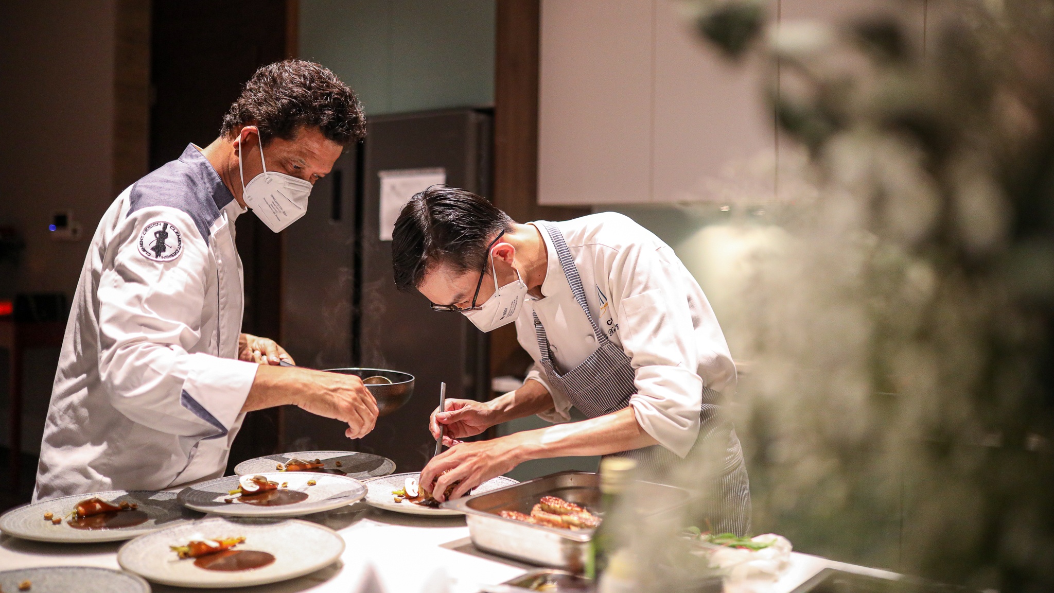 tiec rieng tu tai nha anh 12