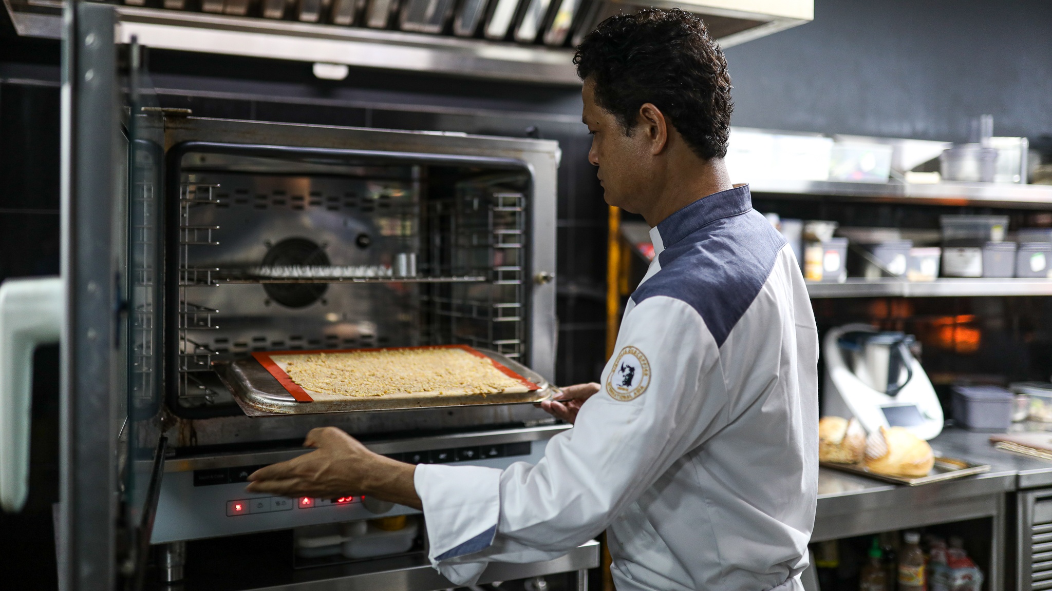 tiec rieng tu tai nha anh 4