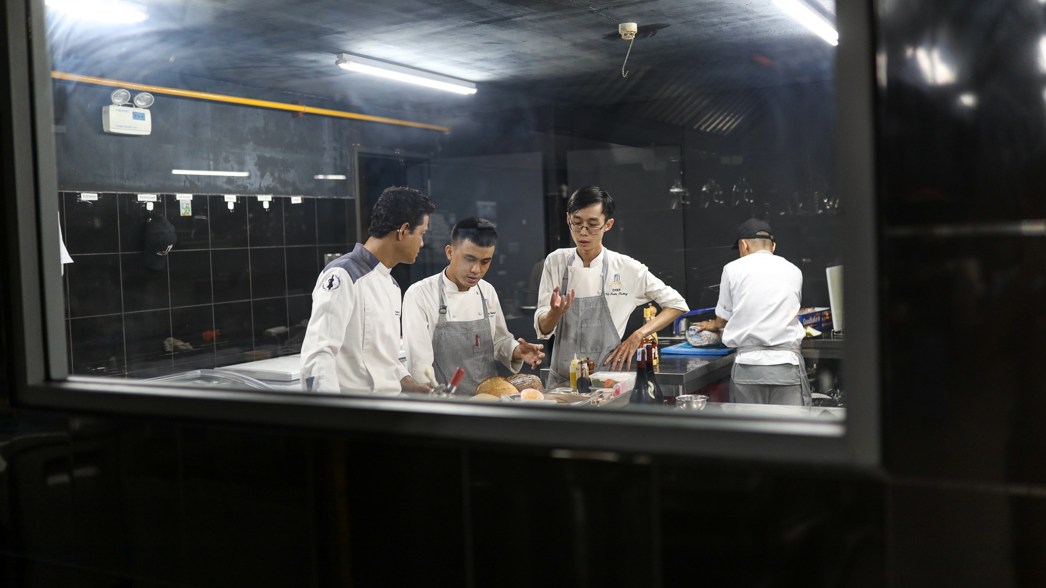 tiec rieng tu tai nha anh 3