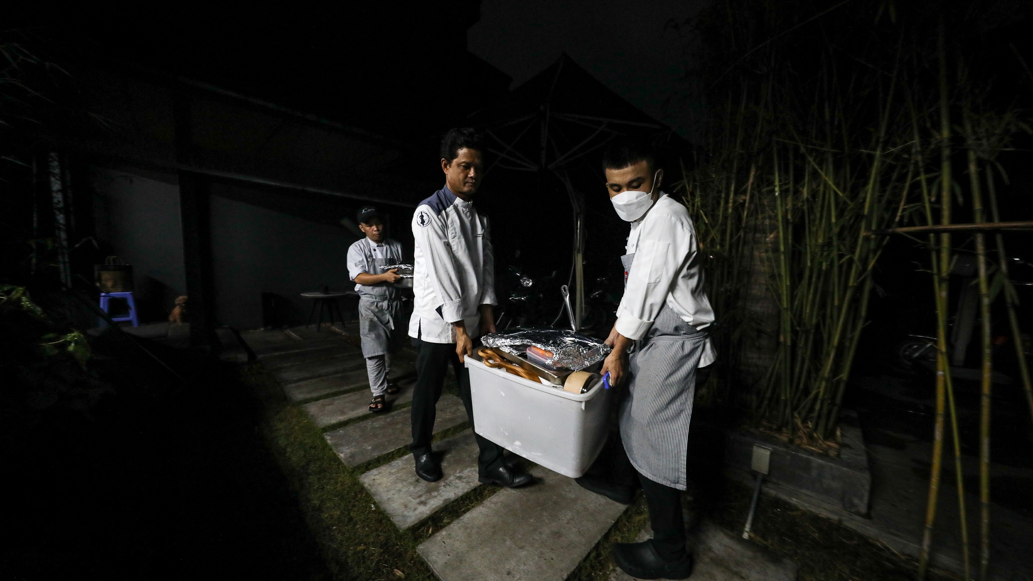 tiec rieng tu tai nha anh 7