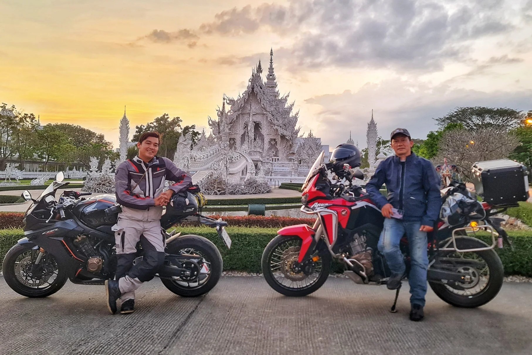 Khach Viet than phien ve quy dinh xet nghiem tai Thai Lan hinh anh
