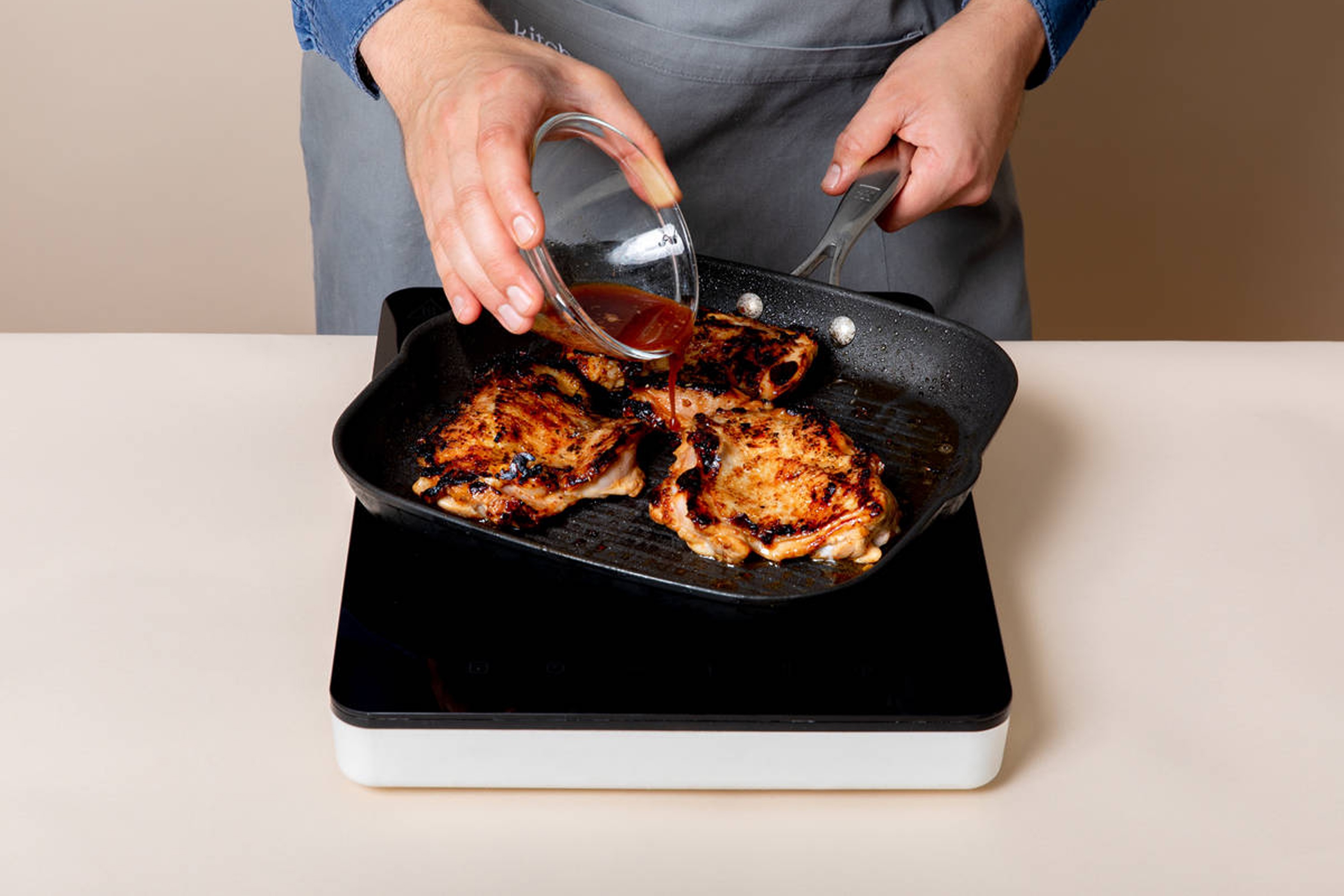 3 buoc lam banh mi thit ga nuong anh 4