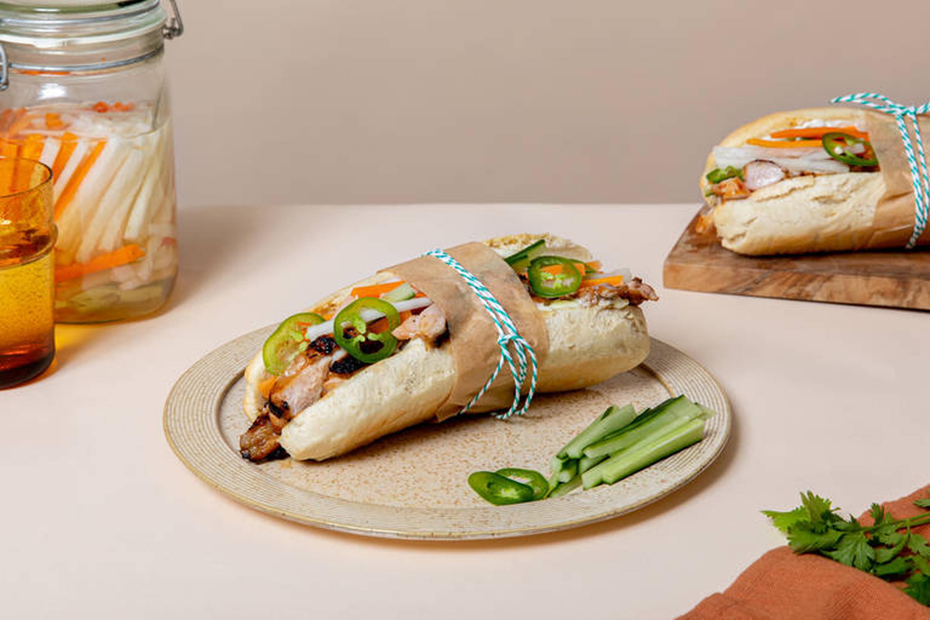 3 buoc lam banh mi thit ga nuong anh 2