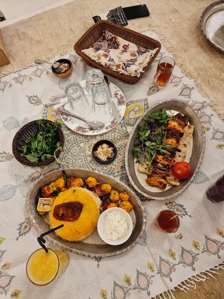 nguoi Viet du lich nuoc ngoai anh 9