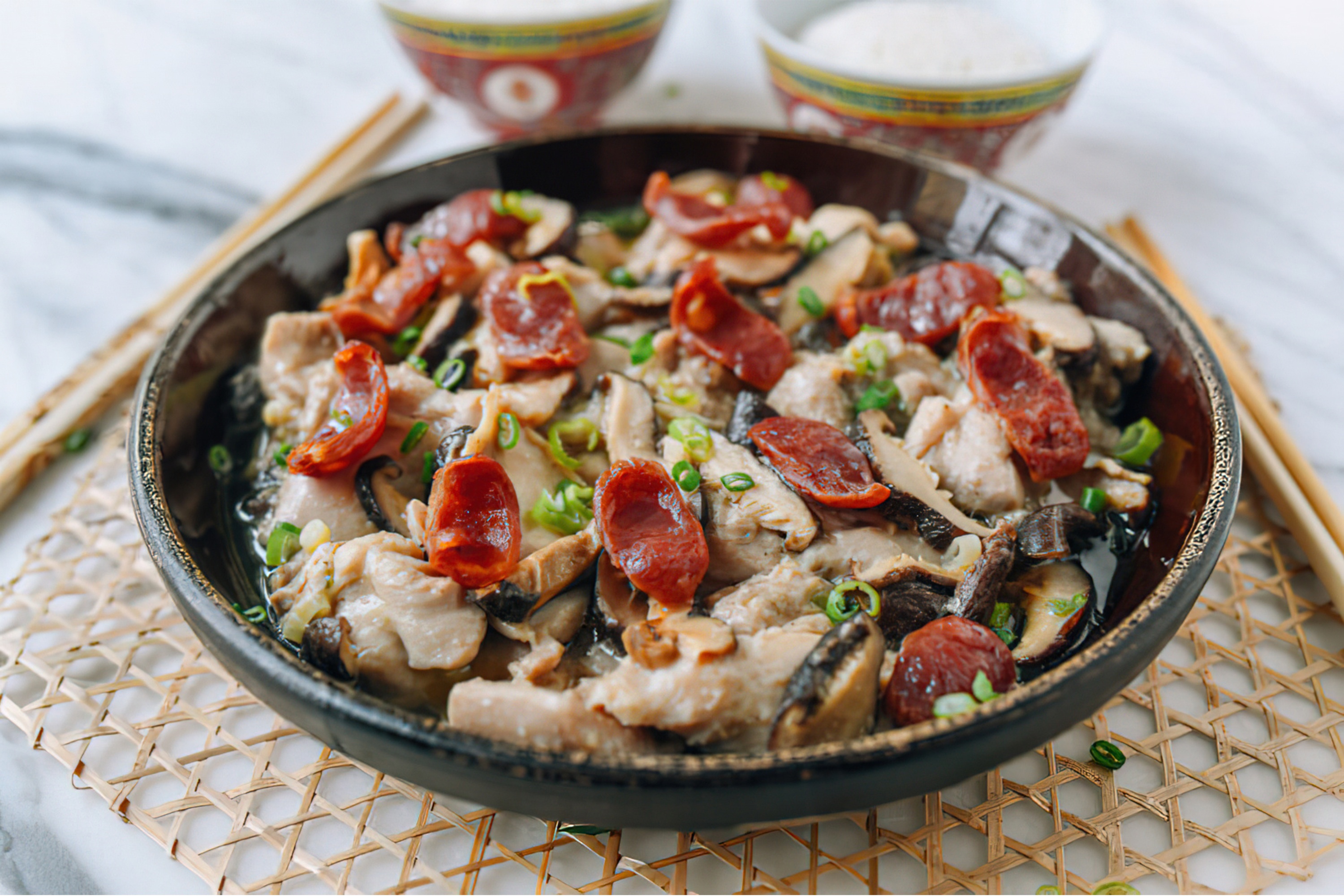 Cong thuc lam ga hap nam voi lap xuong cho bua toi hinh anh