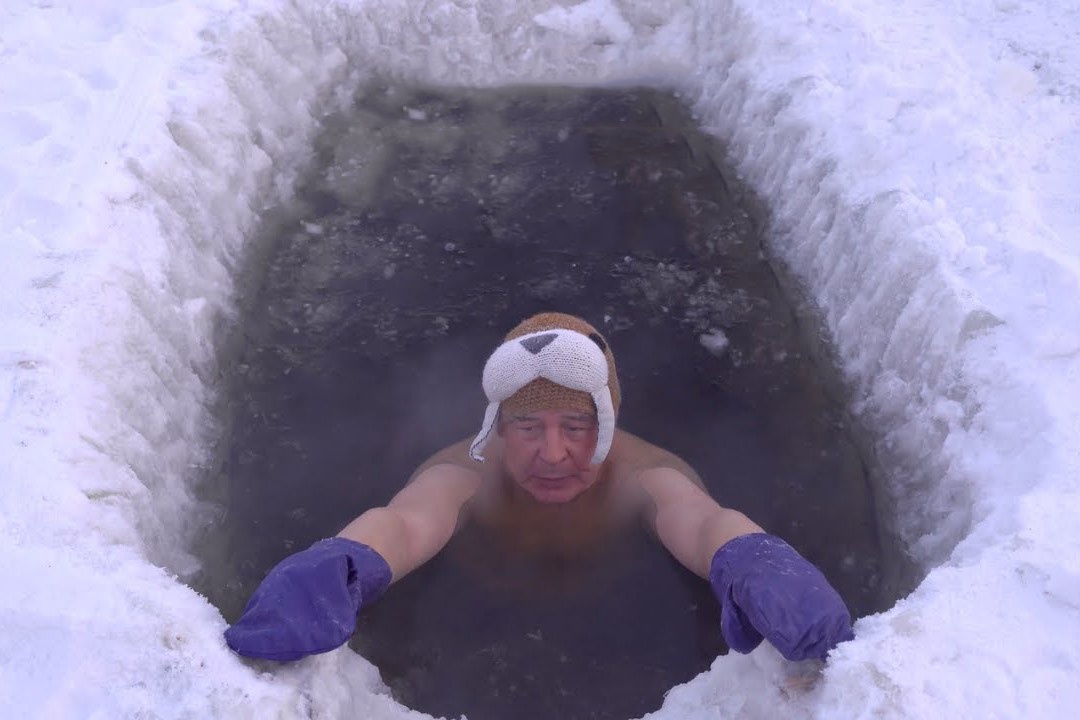 Trai nghiem tam bang am 50 do C o Nga hinh anh