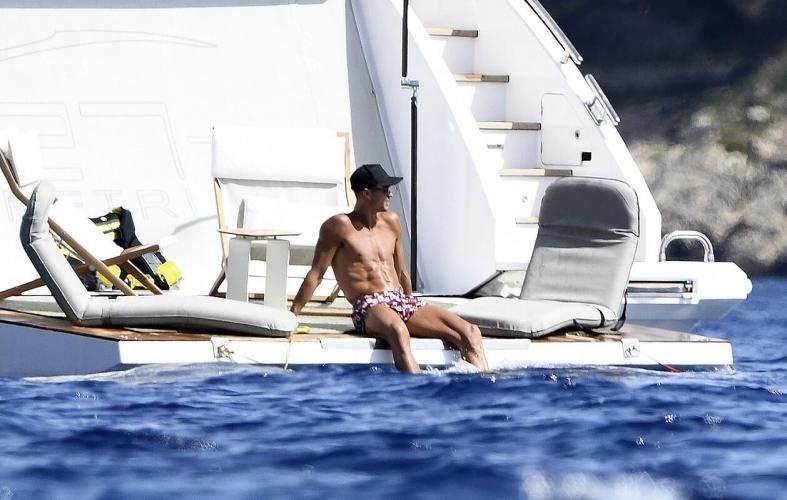 Ronaldo o Majorca anh 1