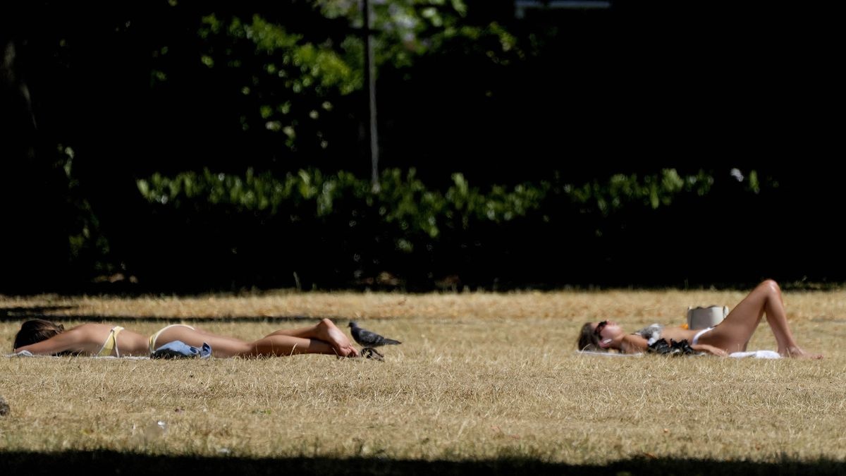 song nhiet o chau Au anh 2