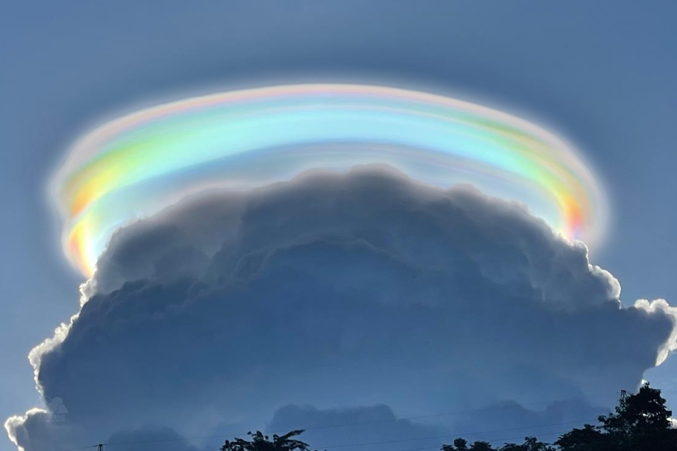 May cau vong huyen ao o Trung Quoc hinh anh