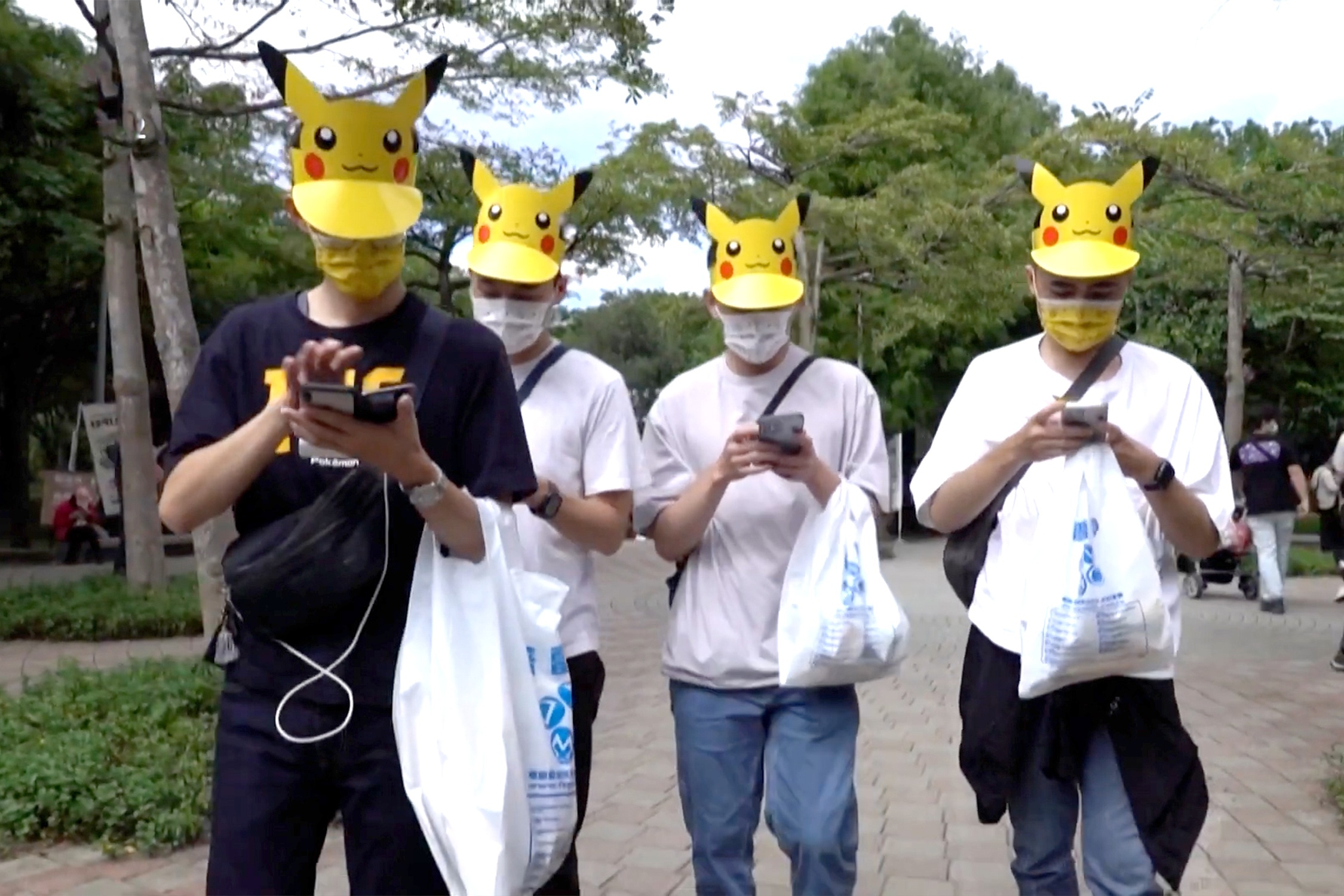 Hang nghin nguoi den Dai Loan bat Pokemon hinh anh