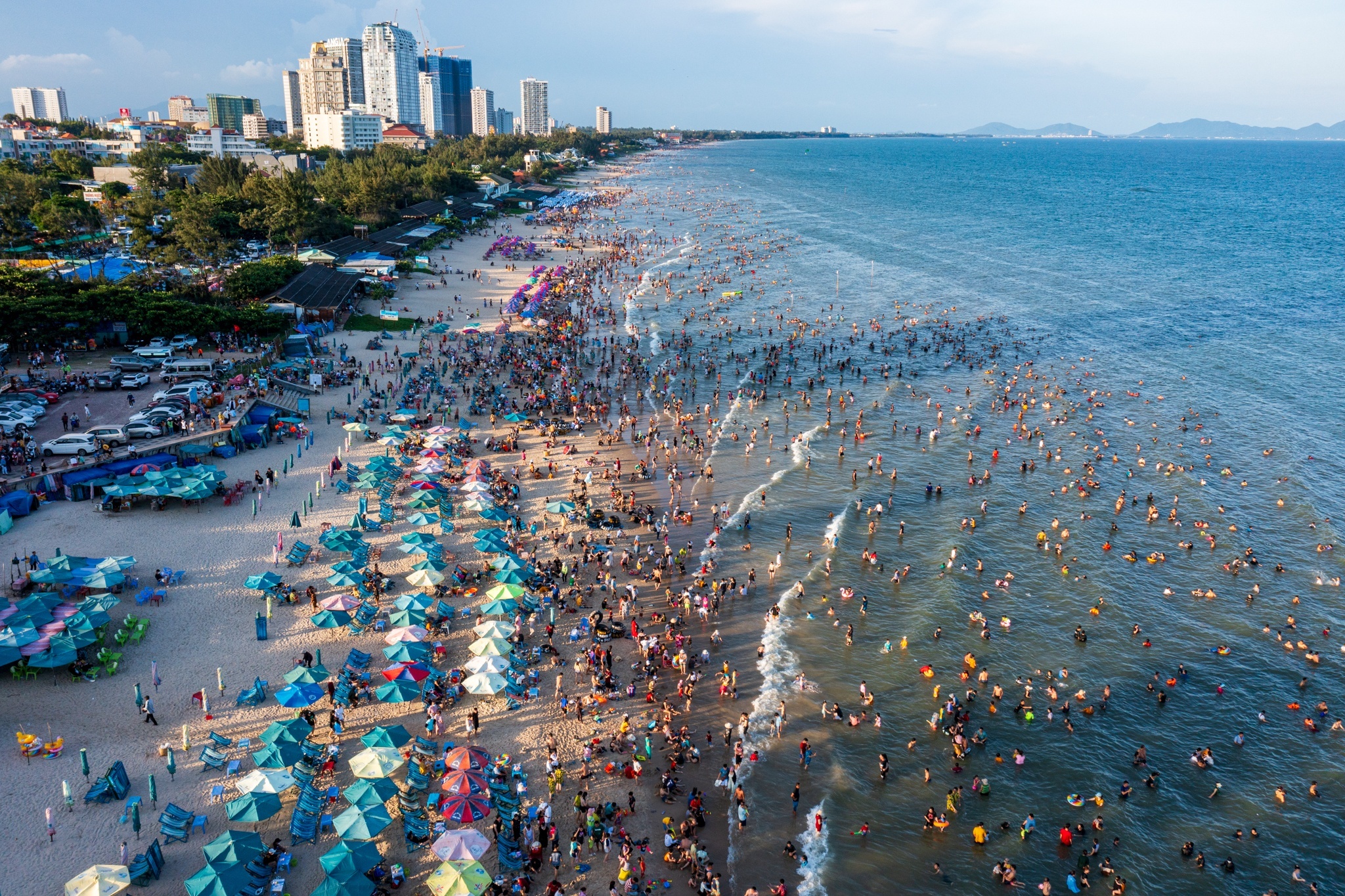 Ba Ria - Vung Tau thay ao moi hinh anh