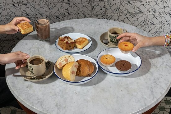 Ghe tham 4 nha hang luu giu di san am thuc Singapore qua nhieu the he hinh anh