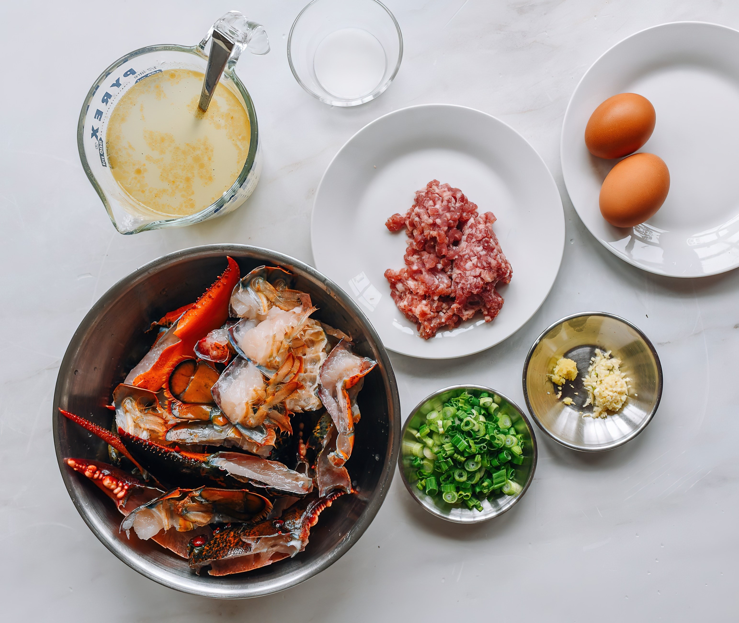 tom hum quang dong anh 2