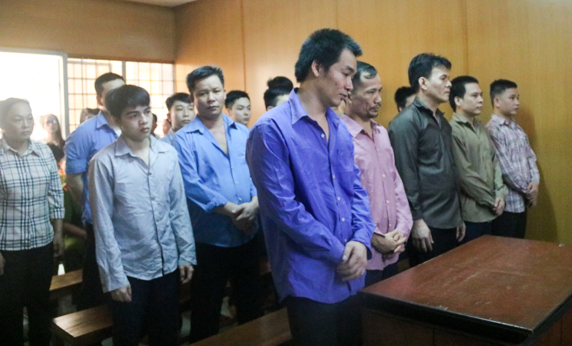 Cưỡng đoạt tài sản của người bán dâm ảnh 1 Cuong doat tai san cua nguoi ban dam anh 1
