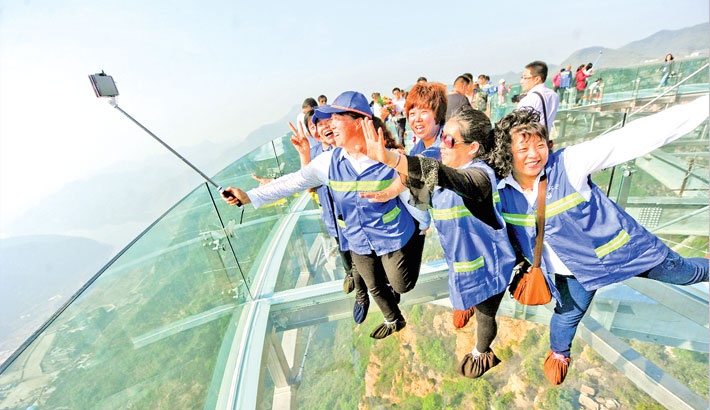 đài quan sát bằng kính ảnh 10 dai quan sat bang kinh anh 10