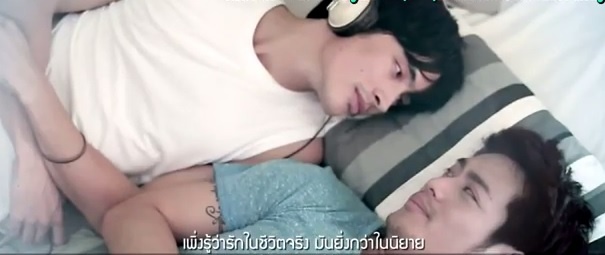 Clip chuyen tinh trai ngang cua anh chang dong tinh Thai hinh anh