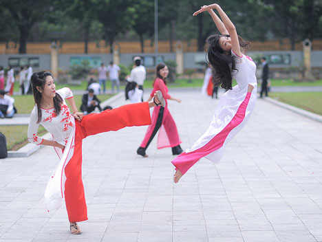 Bo anh ky yeu sieu quay cua sinh vien Ha thanh hinh anh