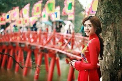 Hot girl Ha Min hop tuoi Ngo, hoi hop di xong dat hinh anh