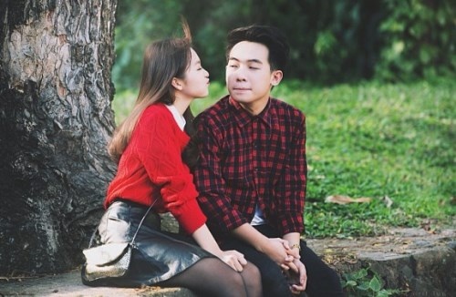 Pho Dac Biet tung anh than mat voi Kha Ngan hinh anh