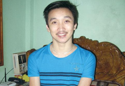 Chang trai bai liet lap tu sach cho tre em lang hinh anh