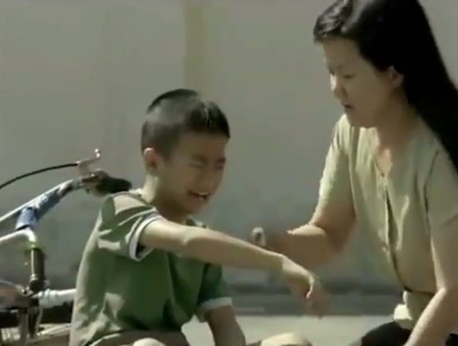 4 clip ve tinh mau tu khien trieu trai tim rung dong hinh anh
