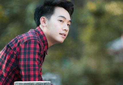 Pho Dac Biet bat ngo xoa bo Facebook ca nhan hinh anh