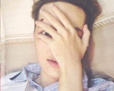 Hot boy Kelbin Lei khoe anh tu suong sau tai nan hinh anh