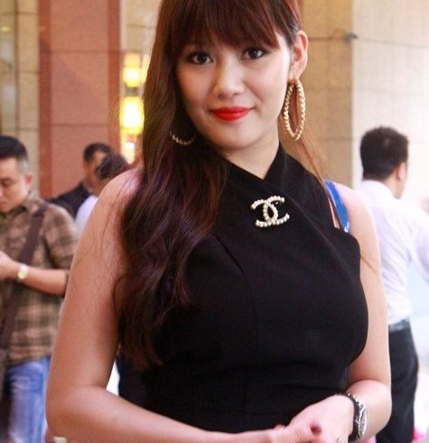 Milan Phạm cũng là một trong những hot girl luôn đối diện với nguy cơ thừa cân dù sở hữu chiều cao khá ổn.