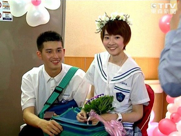 Dam cuoi hanh phuc cua co gai bi ung thu giai doan cuoi hinh anh