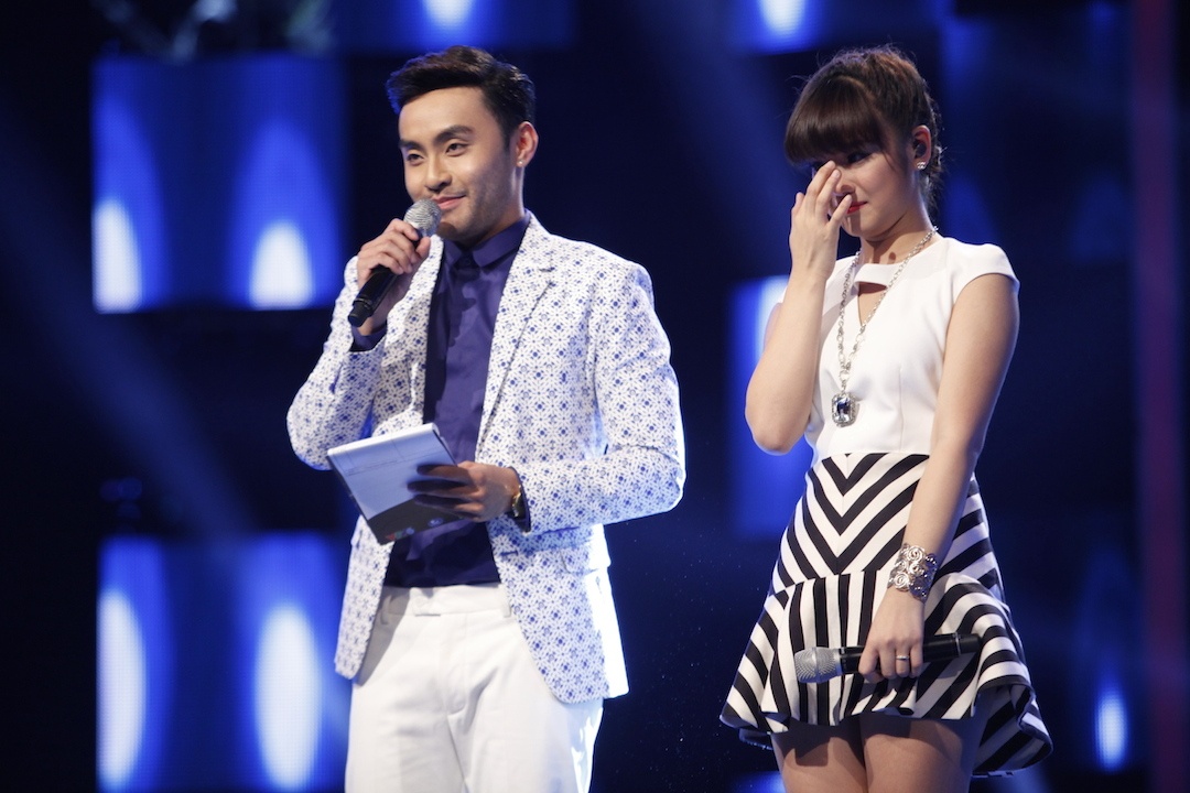 Hoang Yen day tam su voi 'Ba ke con nghe' hinh anh