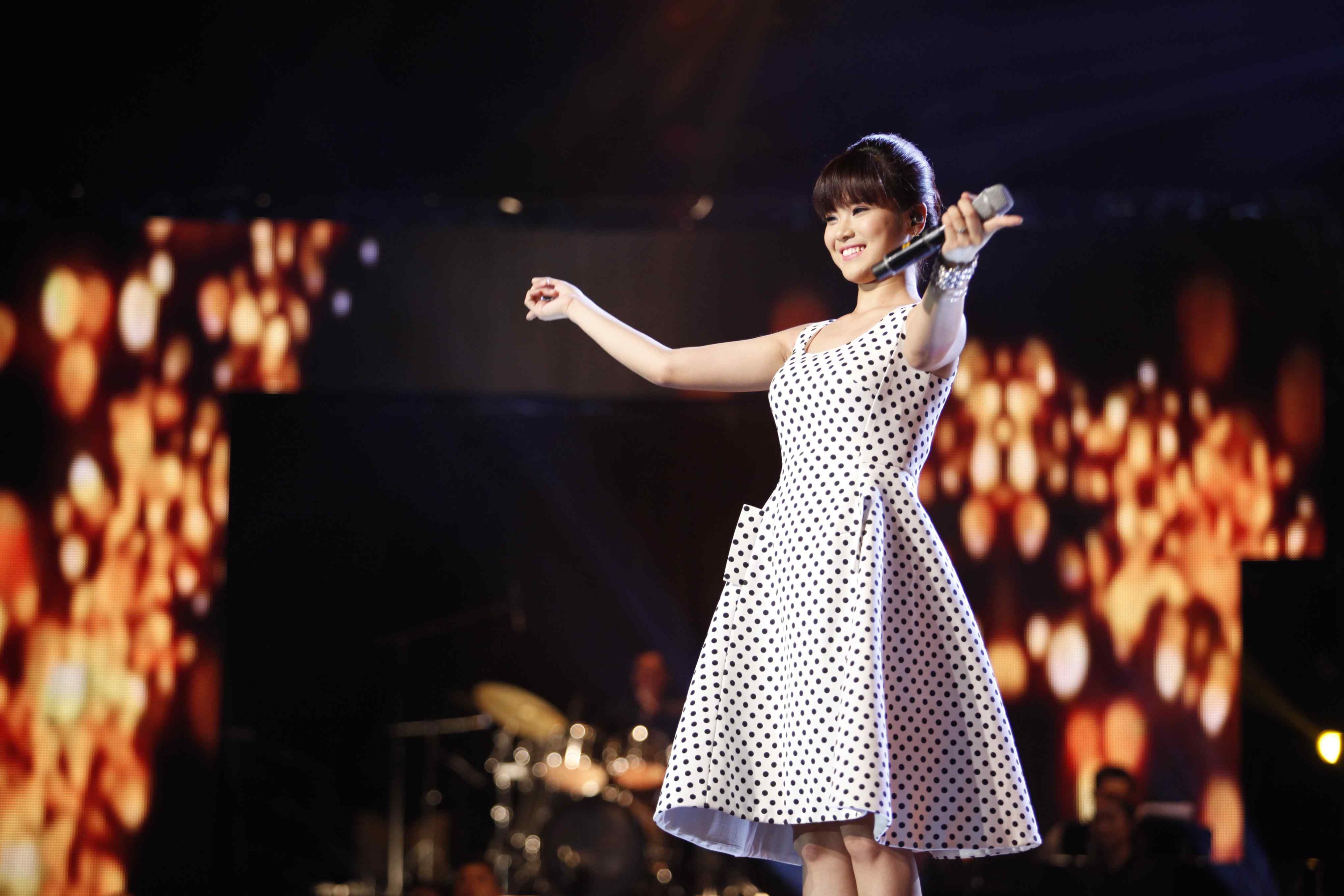 'Ngay ngo' - Hoang Yen hinh anh