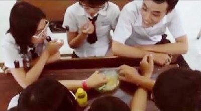 'Chot nho' - Clip xuc cam ve mua chia tay hoc tro hinh anh