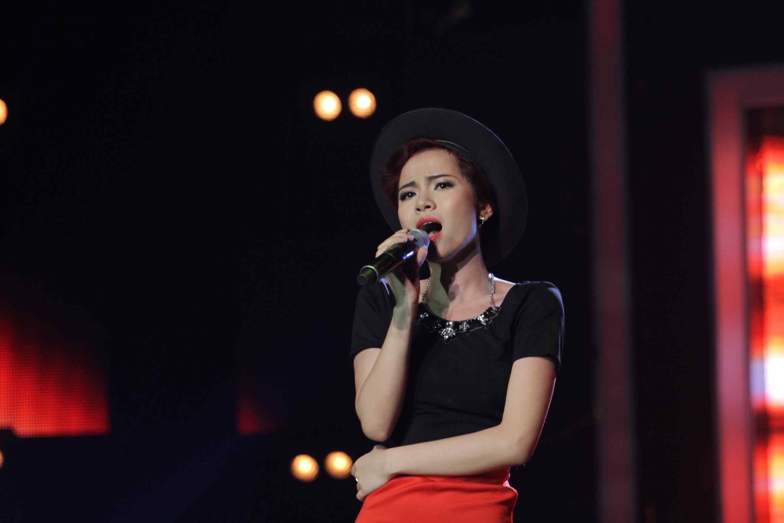 Kim Thanh - 'Khong co nguoi' hinh anh