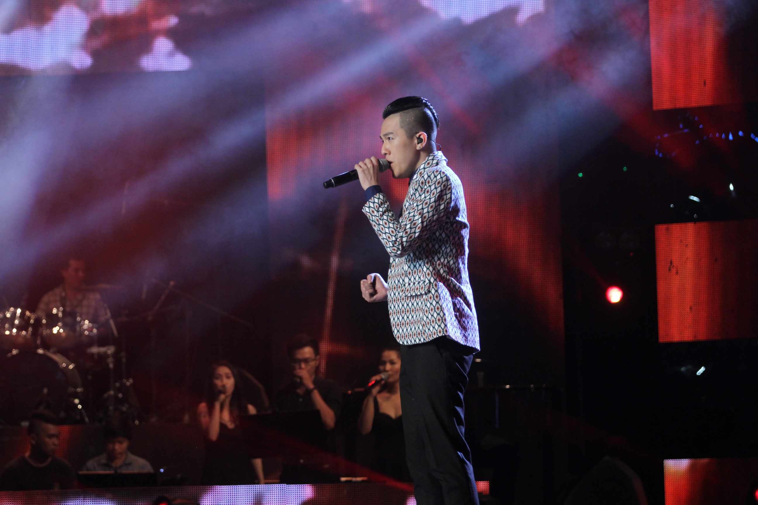 Ganh hang rong - Minh Chau hinh anh