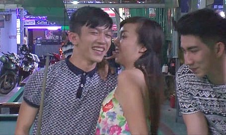 Clip canh tinh loi song sa doa cua gioi tre hinh anh