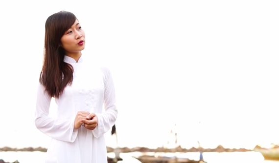 Van mai ban hung ca - sang tac Nguyen Lan Trung hinh anh