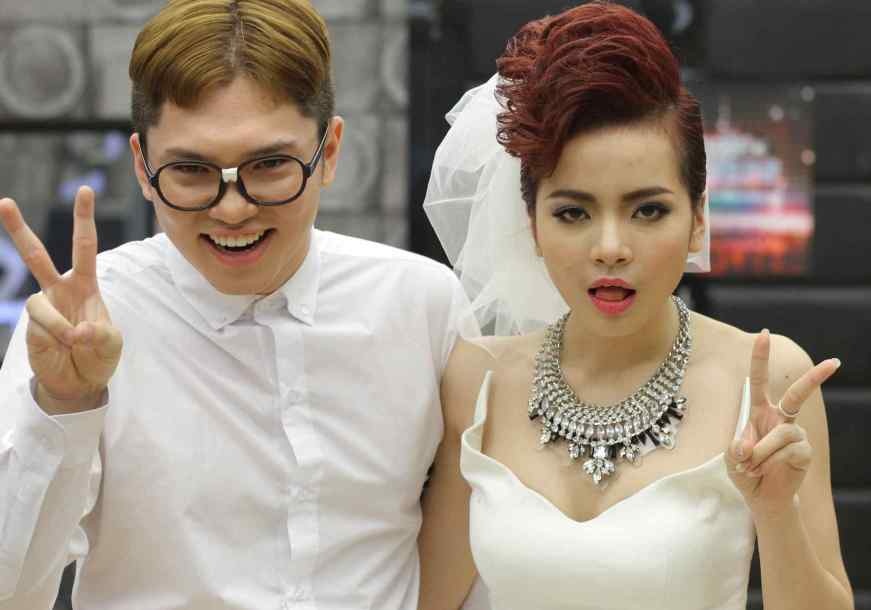 Khoanh khac cuoi ra nuoc mat o Hoc vien ngoi sao hinh anh