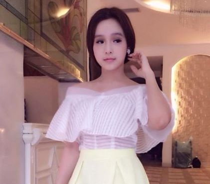 Nhung nghe hai ra tien nho danh xung hot girl hinh anh