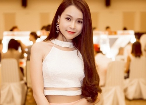 Cuoc song khon kho it biet cua cac hot girl Viet hinh anh