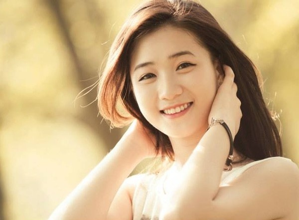 Ky niem thi dai hoc nho doi cua cac hot girl Viet hinh anh